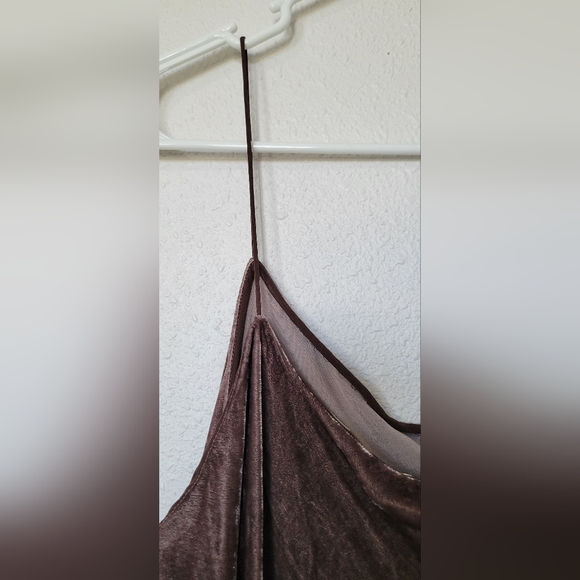 VINCE velvet spaghetti strap tank top size large. - Picture 7 of 7